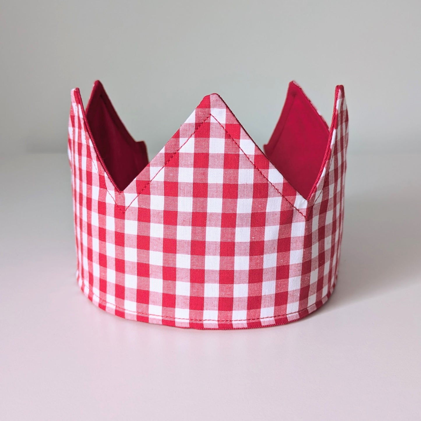 🎄 Christmas Fabric Crown – Free Sewing Template (3 Ways to Sew!)