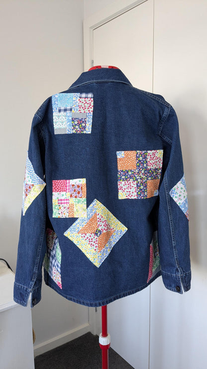 Upcycled Denim Jacket with Floral Patchwork – Handmade One of a Kind | Size M/L